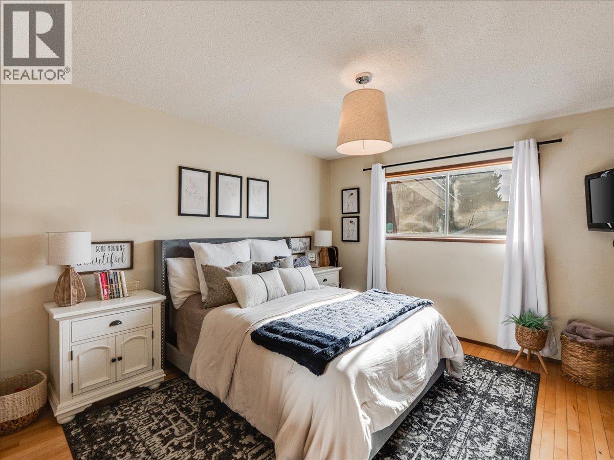 520 10th Avenue, Castlegar