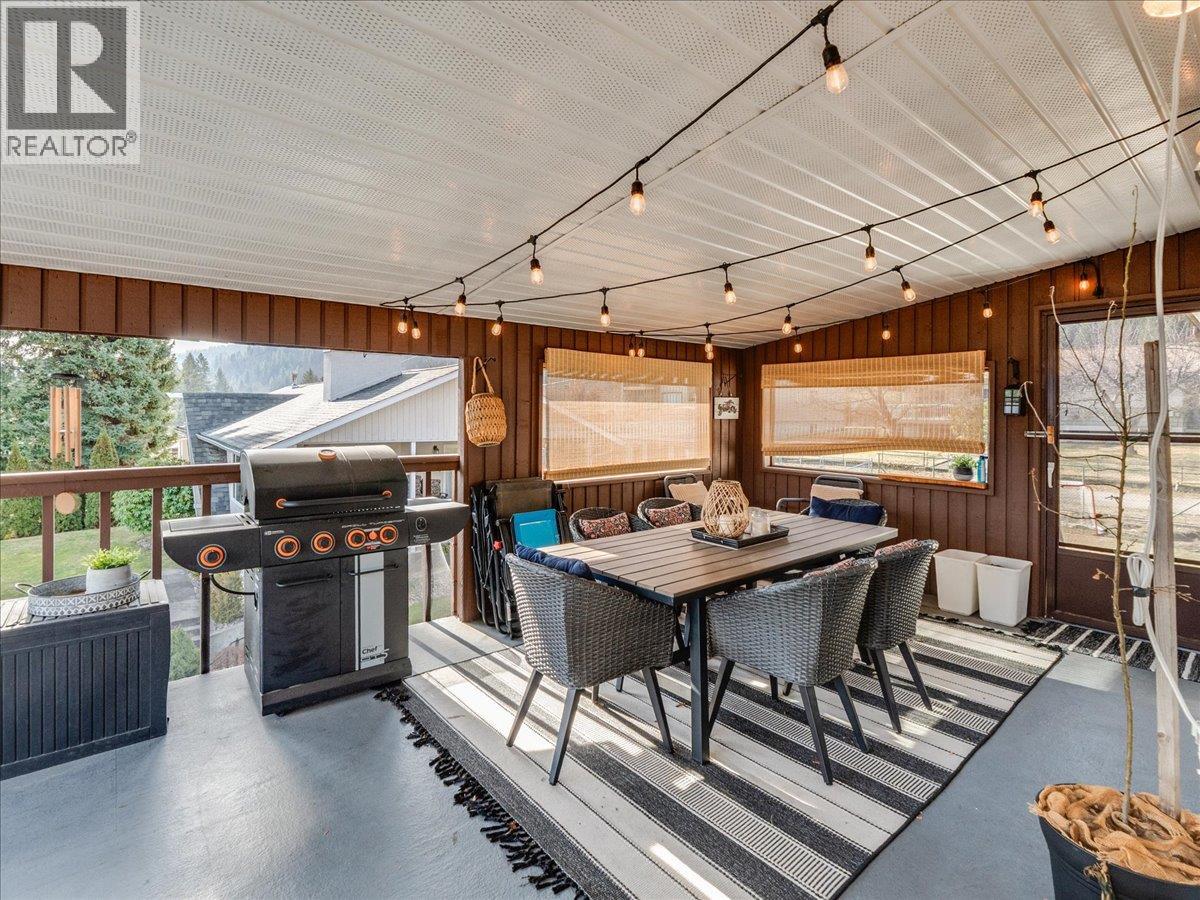 520 10th Avenue, Castlegar