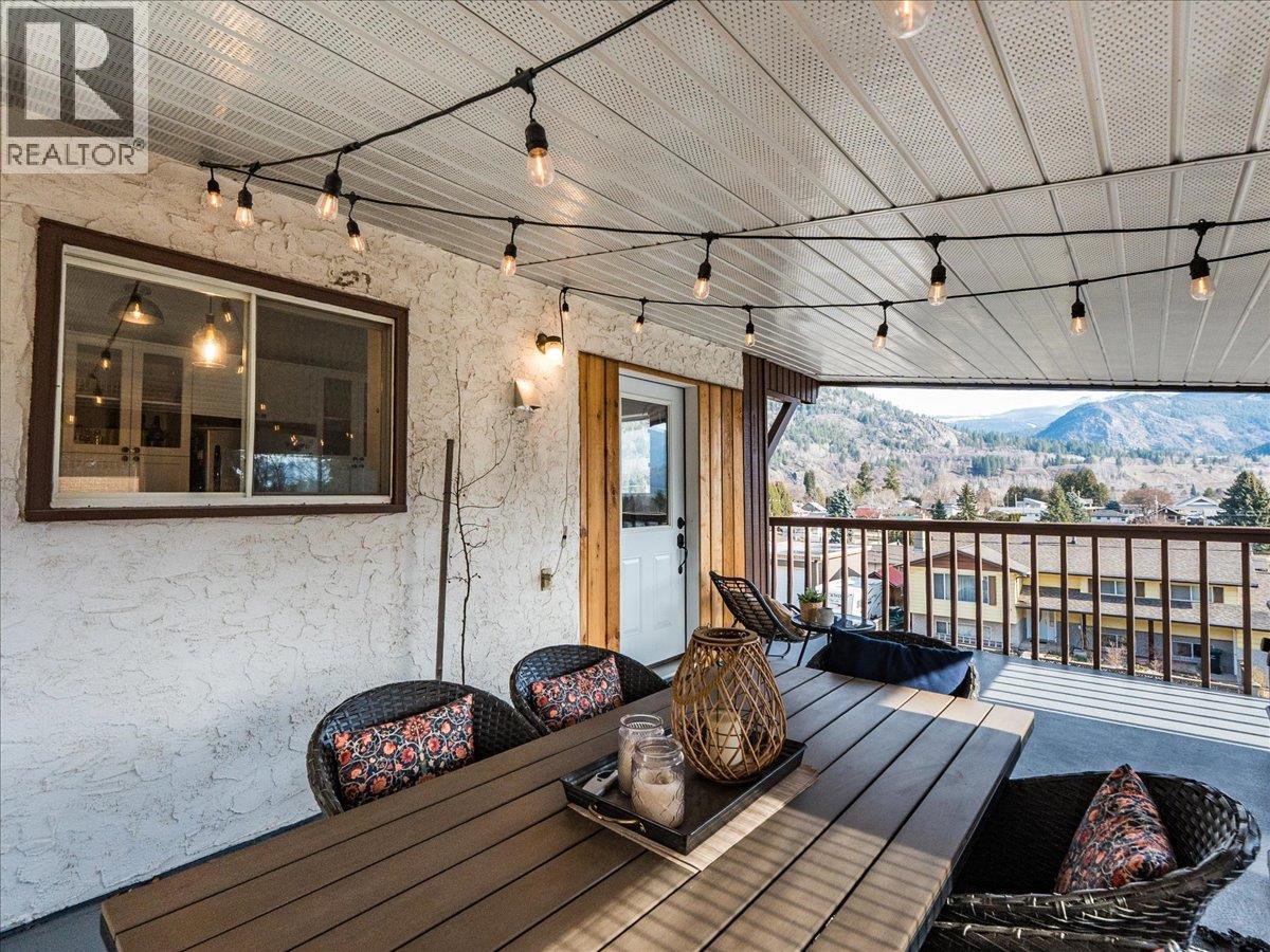 520 10th Avenue, Castlegar