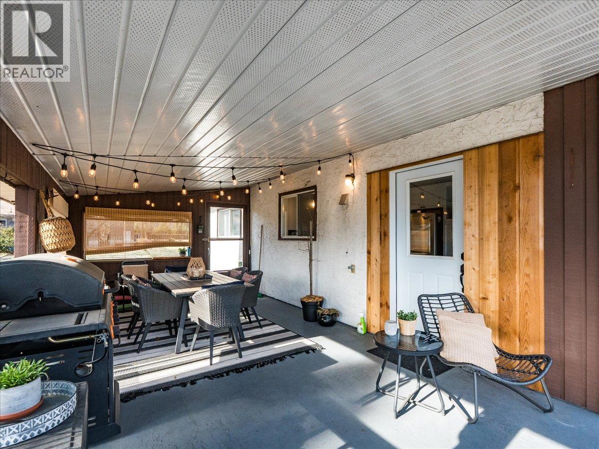 520 10th Avenue, Castlegar