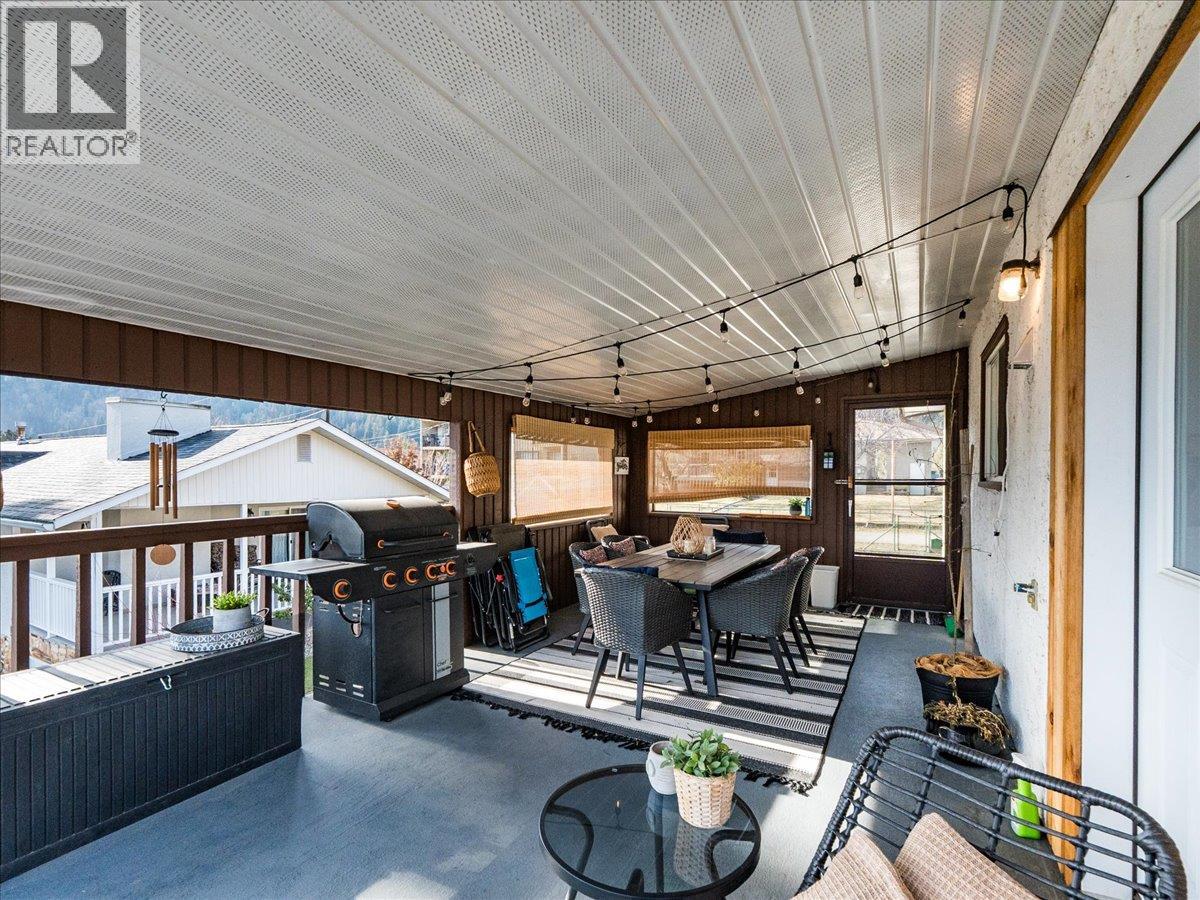 520 10th Avenue, Castlegar