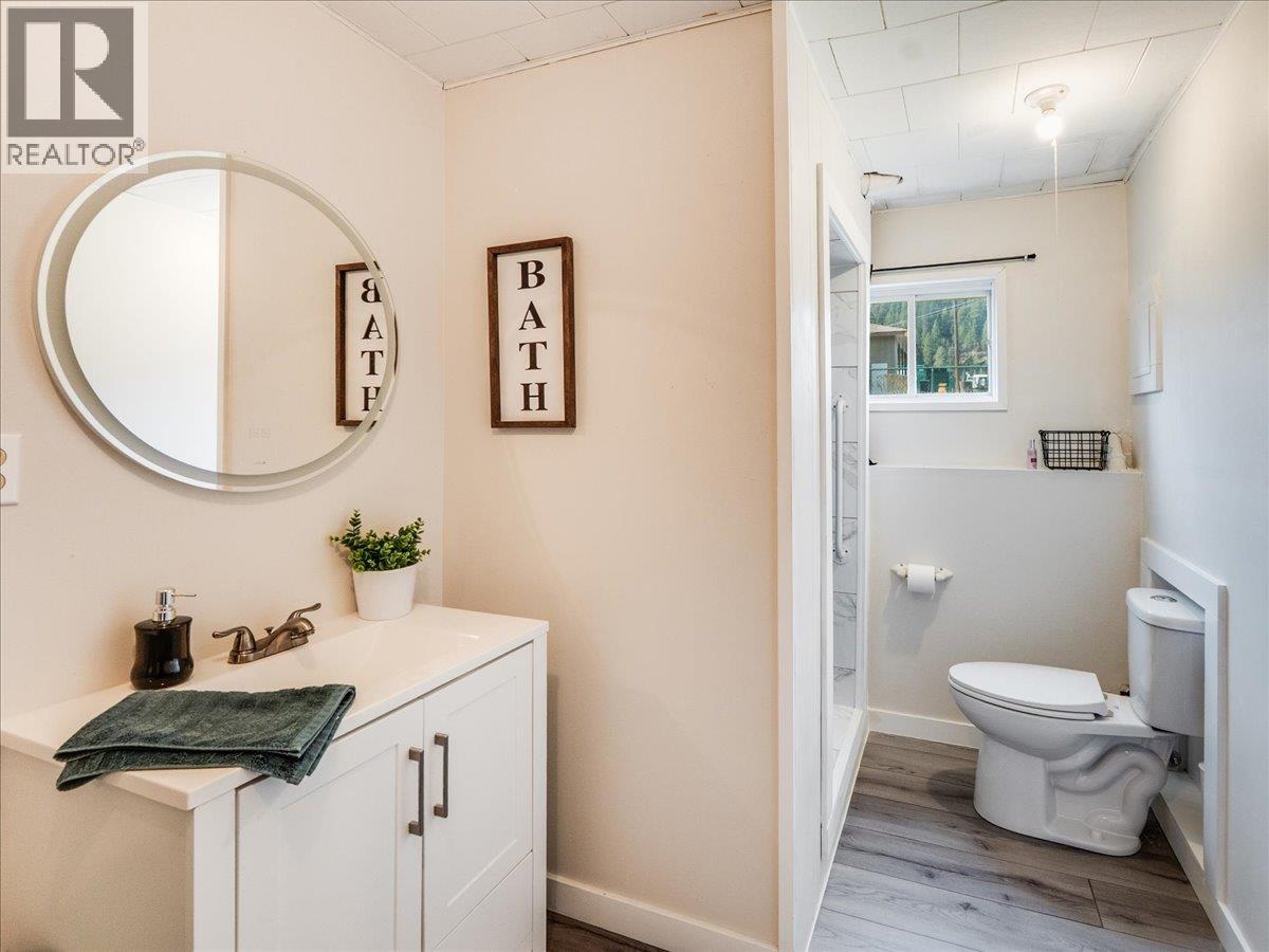 520 10th Avenue, Castlegar