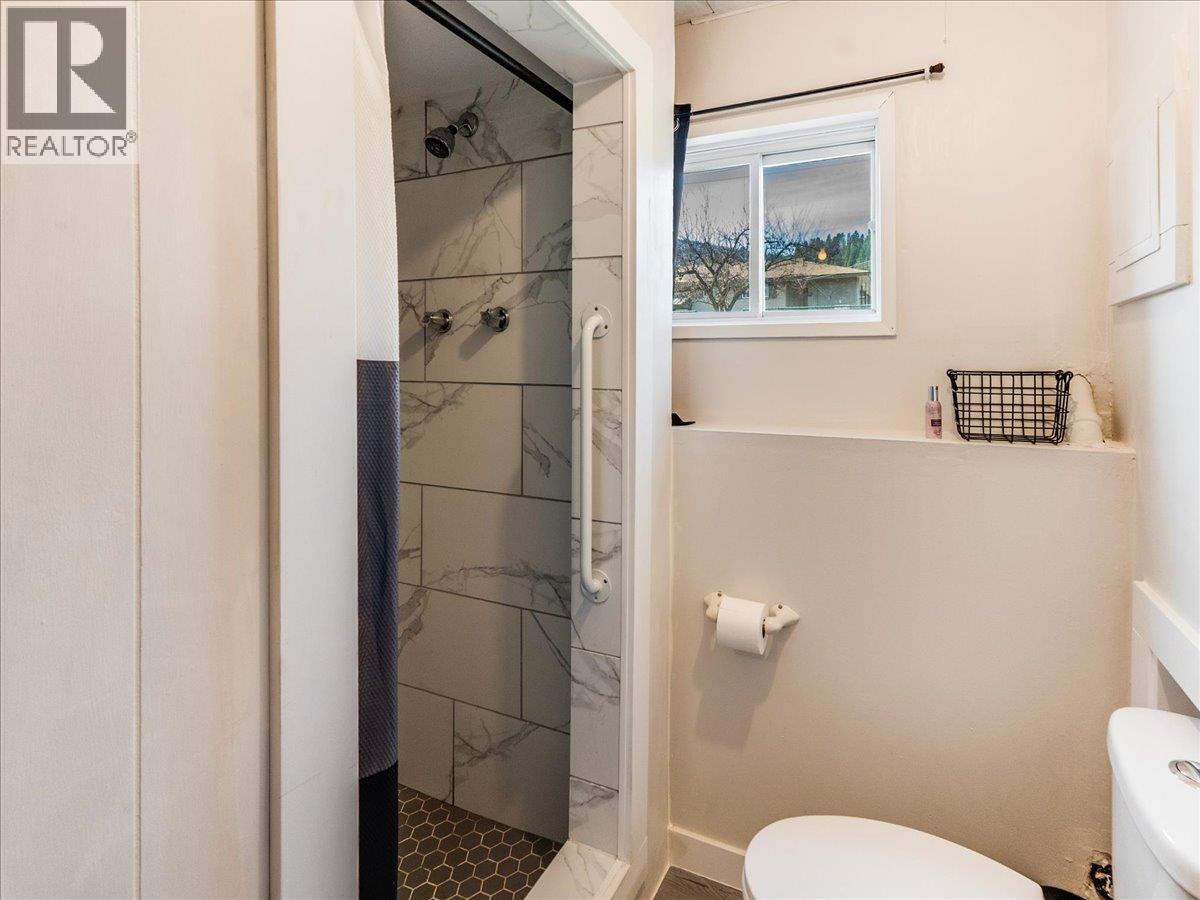 520 10th Avenue, Castlegar