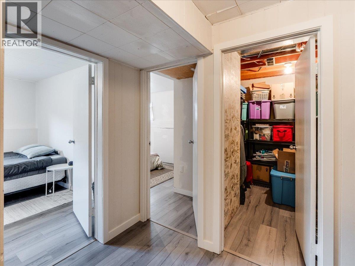 520 10th Avenue, Castlegar