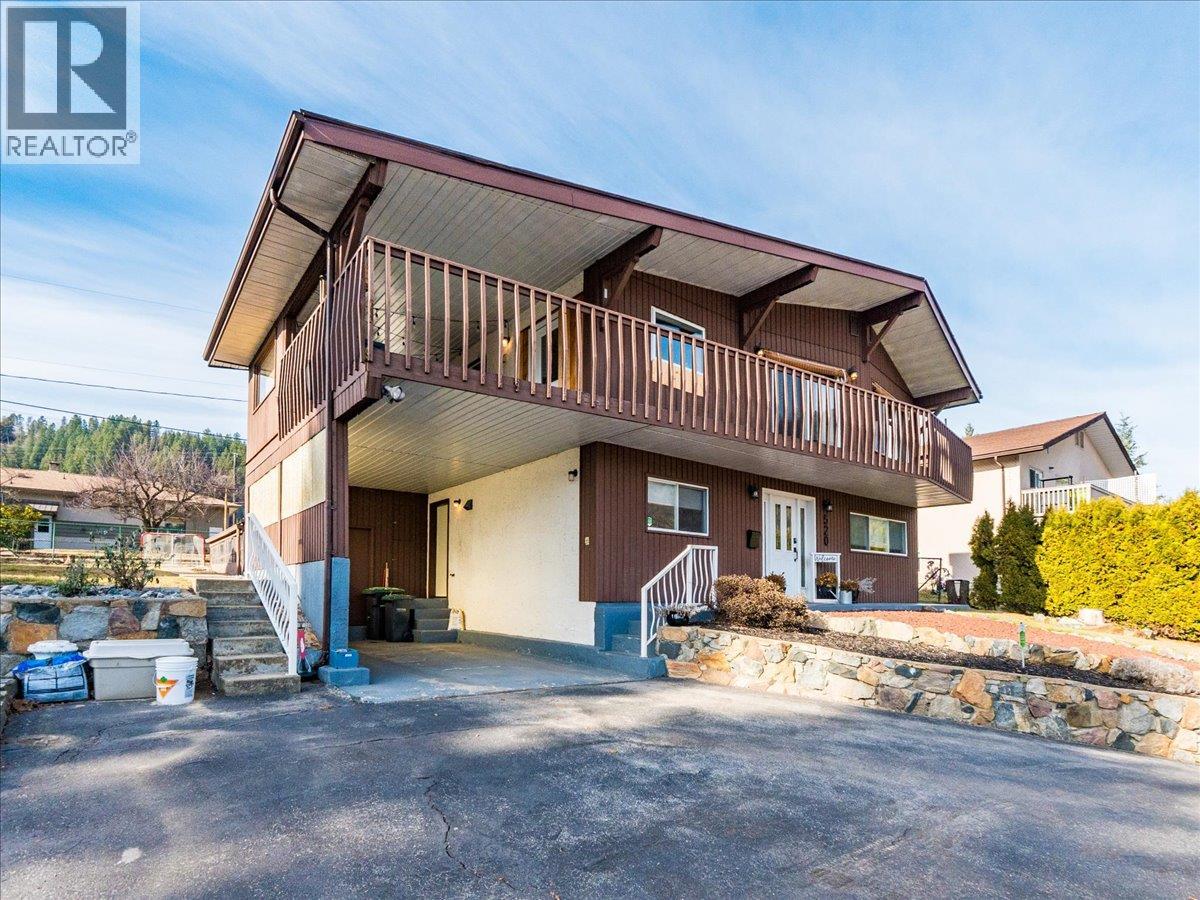 520 10th Avenue, Castlegar