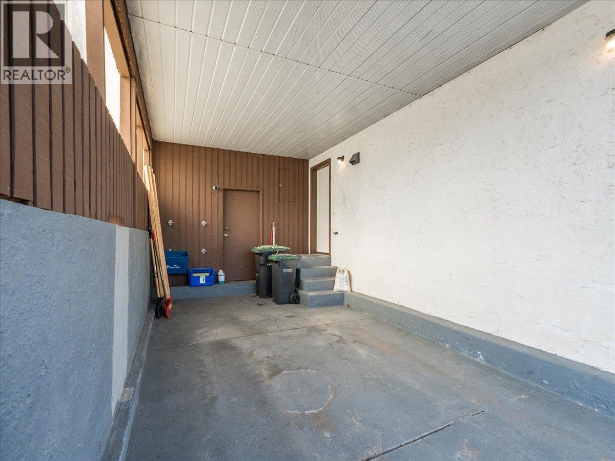 520 10th Avenue, Castlegar