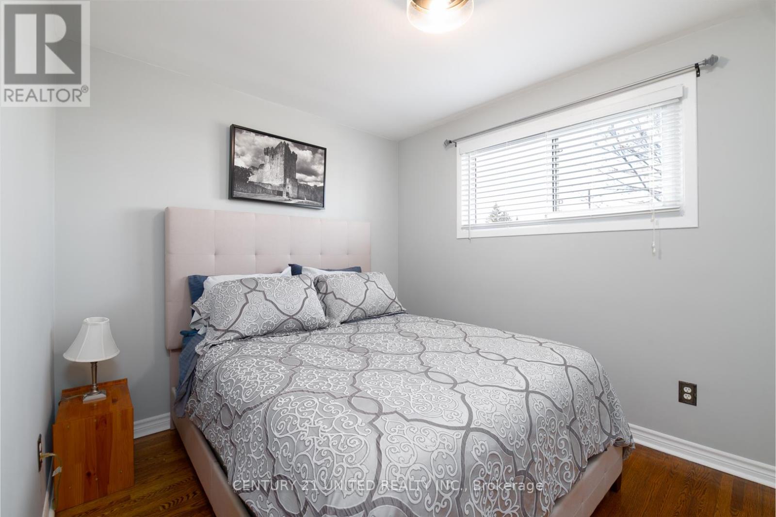 1002 ALBANY COURT - 14