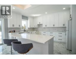 530 Mersea 3 Rd, Leamington, ON N8H3V5 Photo 12