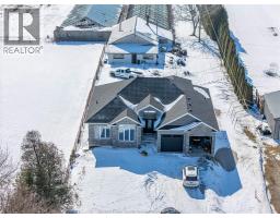 Primary Bedroom - 530 Mersea 3 Rd, Leamington, ON N8H3V5 Photo 6