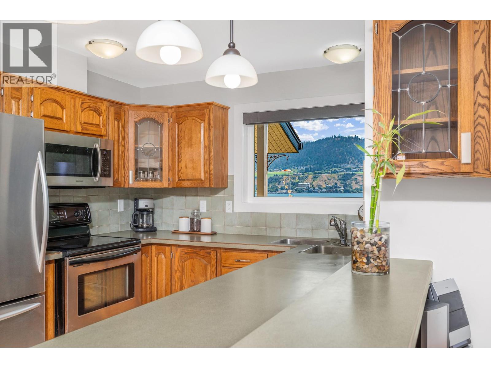 7994 Tronson Road, Vernon