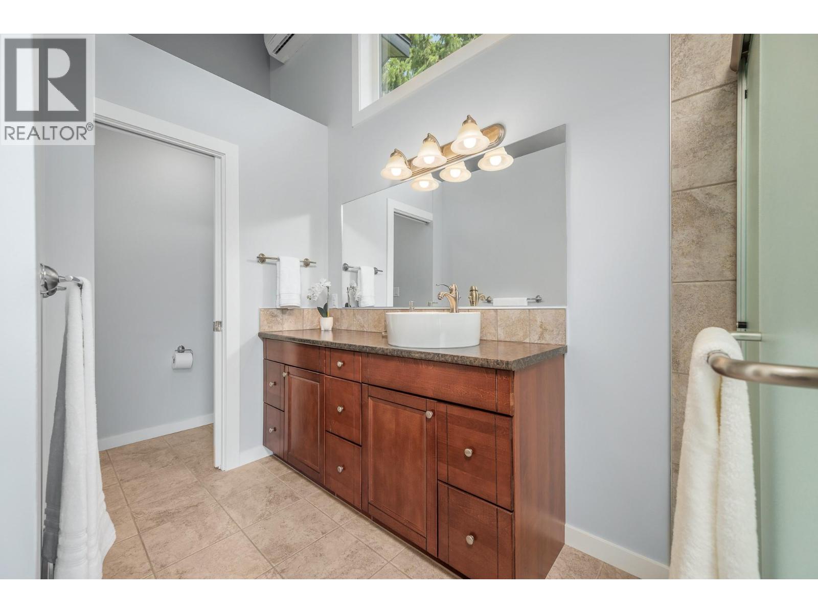 7994 Tronson Road, Vernon