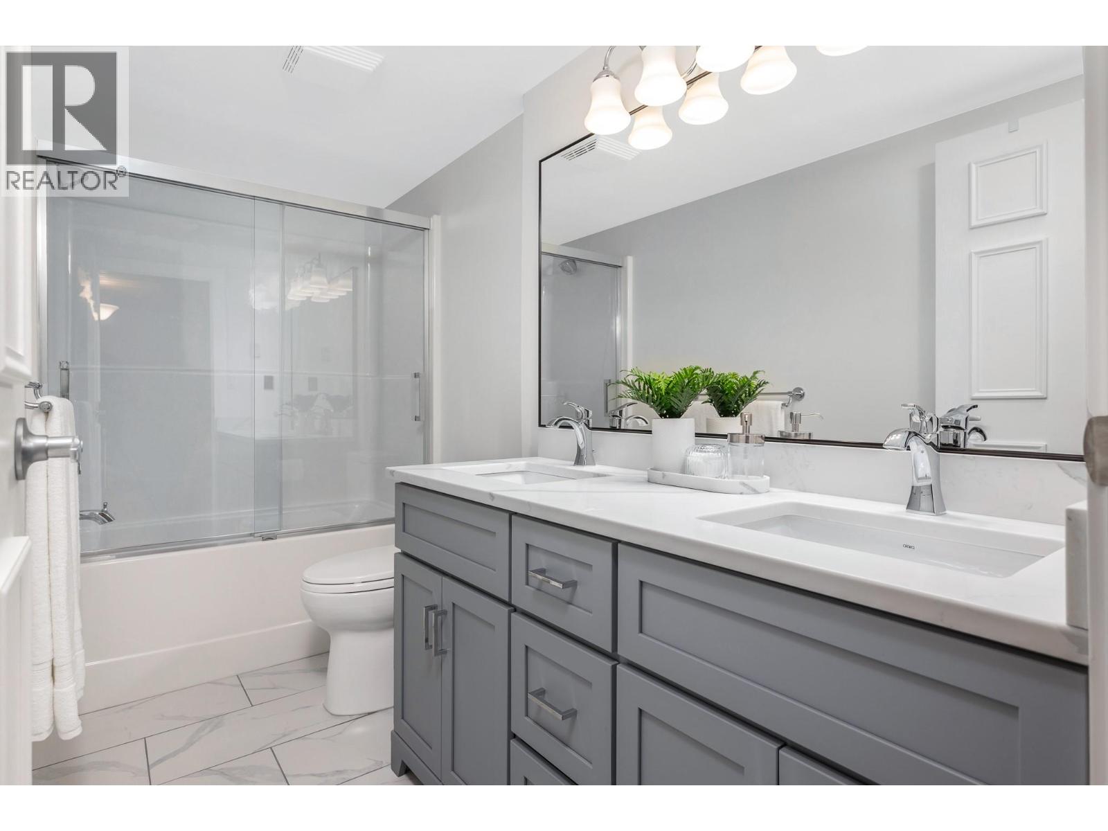 7994 Tronson Road, Vernon