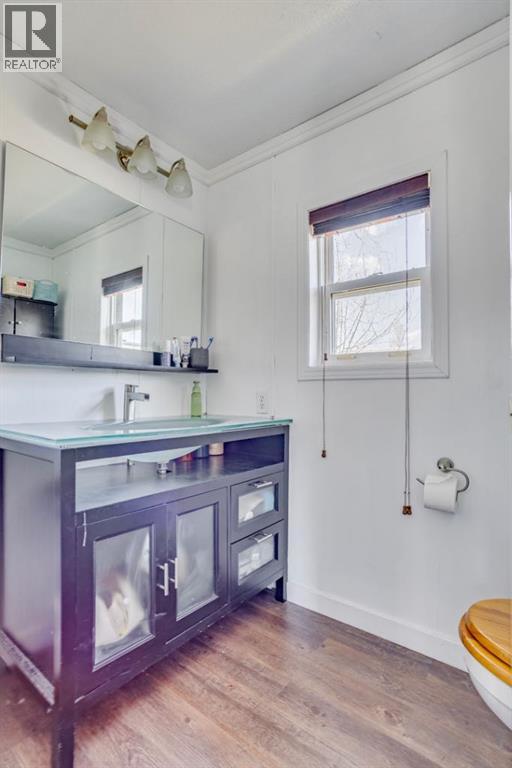 244 COKERILL CRESCENT - 20
