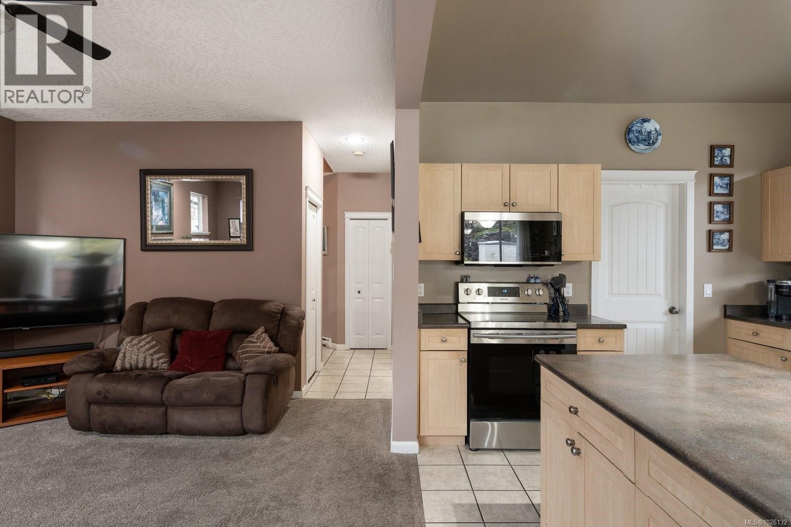  870 Arncote Place, Langford