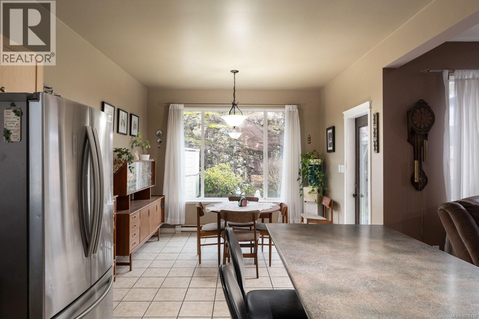  870 Arncote Place, Langford