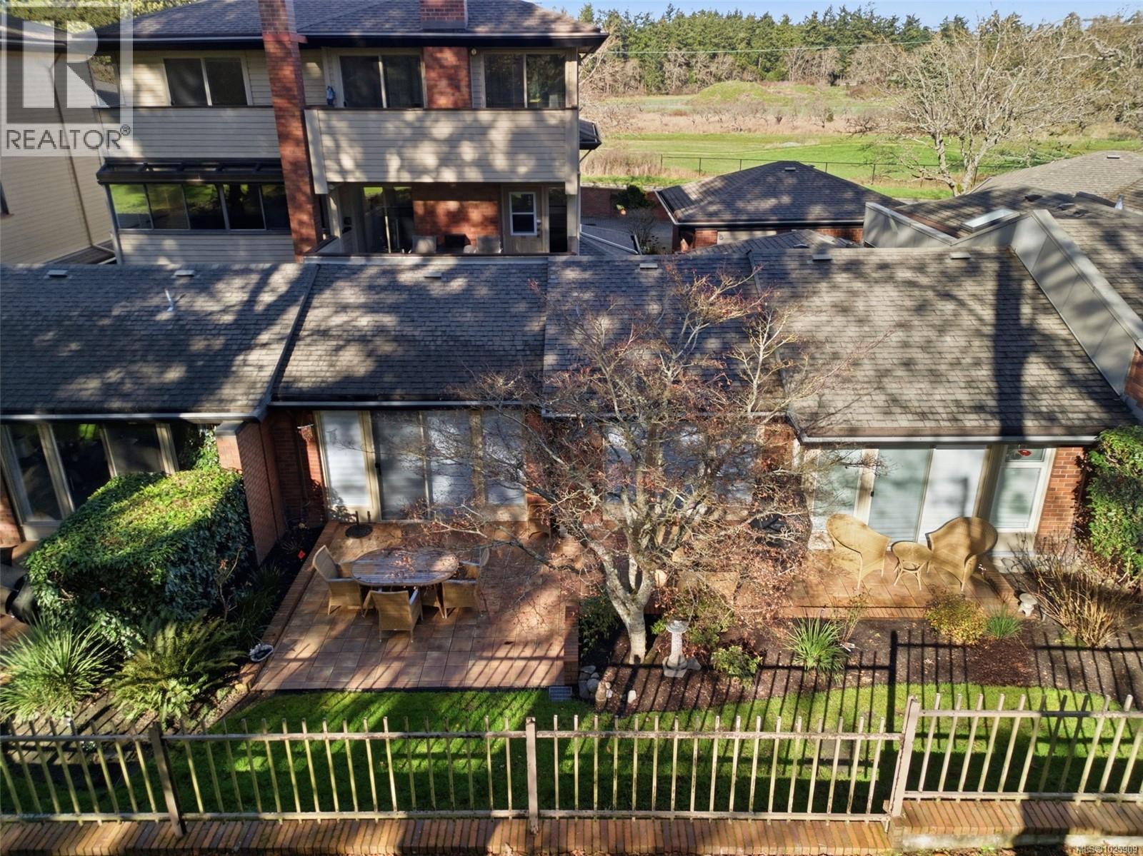 #102 2345 Cedar Hill Cross Rd - 10
