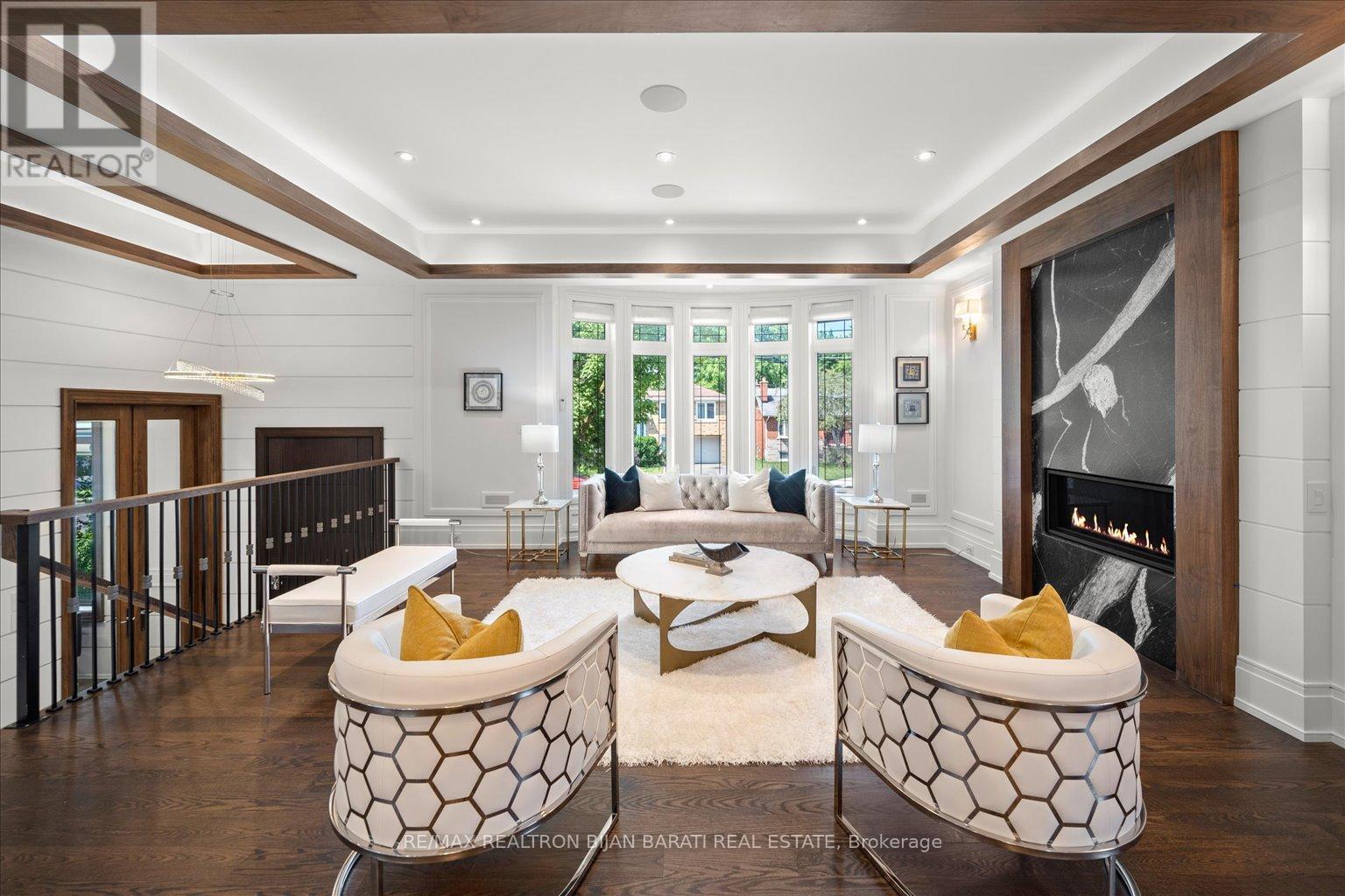 185 MAXOME AVENUE - 8