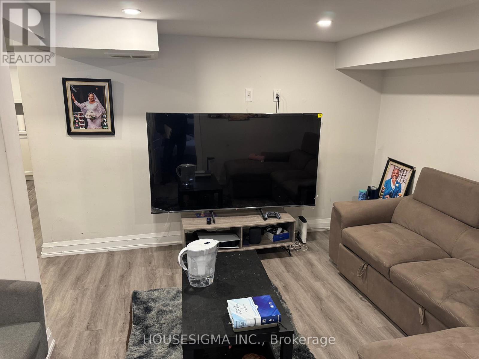 BASEMENT - 105 HABITANT DRIVE - Photo 5 of 15, Toronto (Humbermede), Ontario