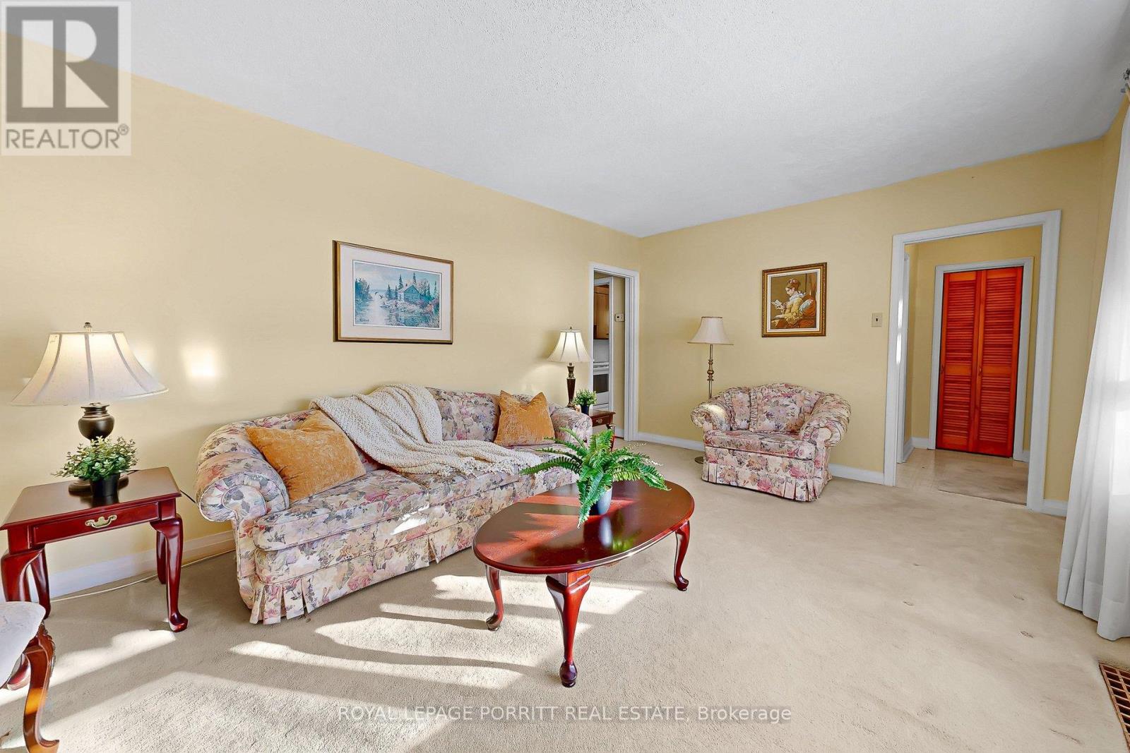 38 ELTHAM DRIVE - Photo 5 of 29, Toronto (Alderwood), Ontario