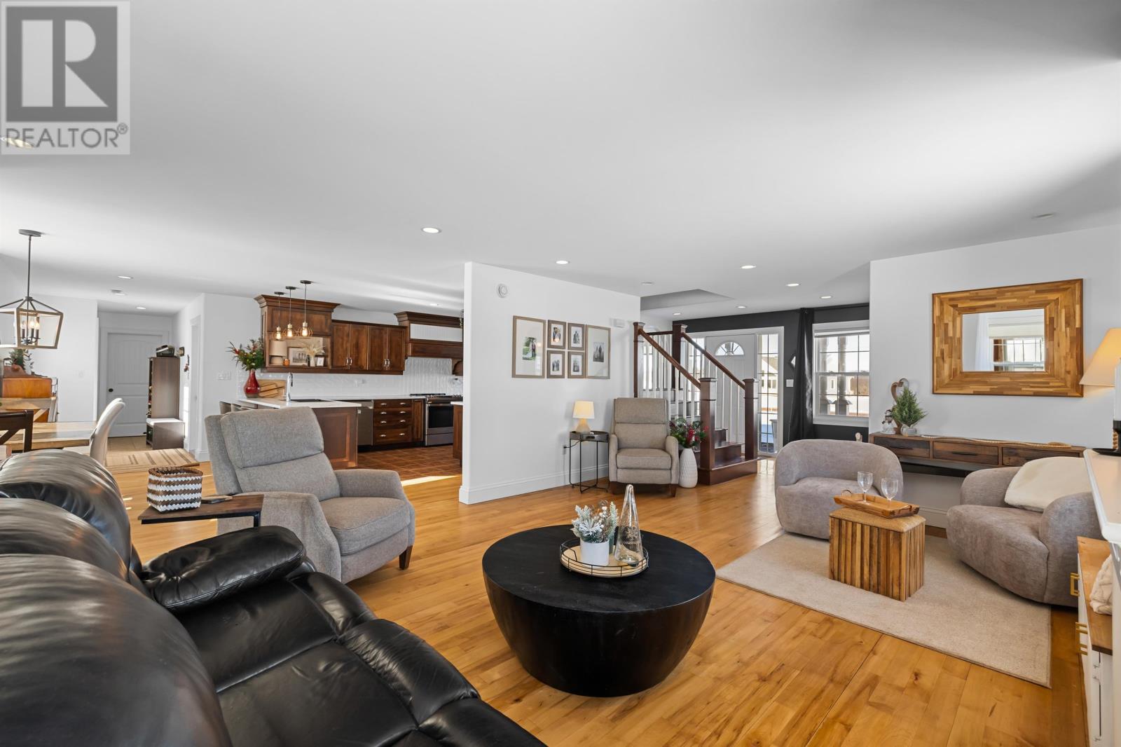 124 Wharf Road - 35