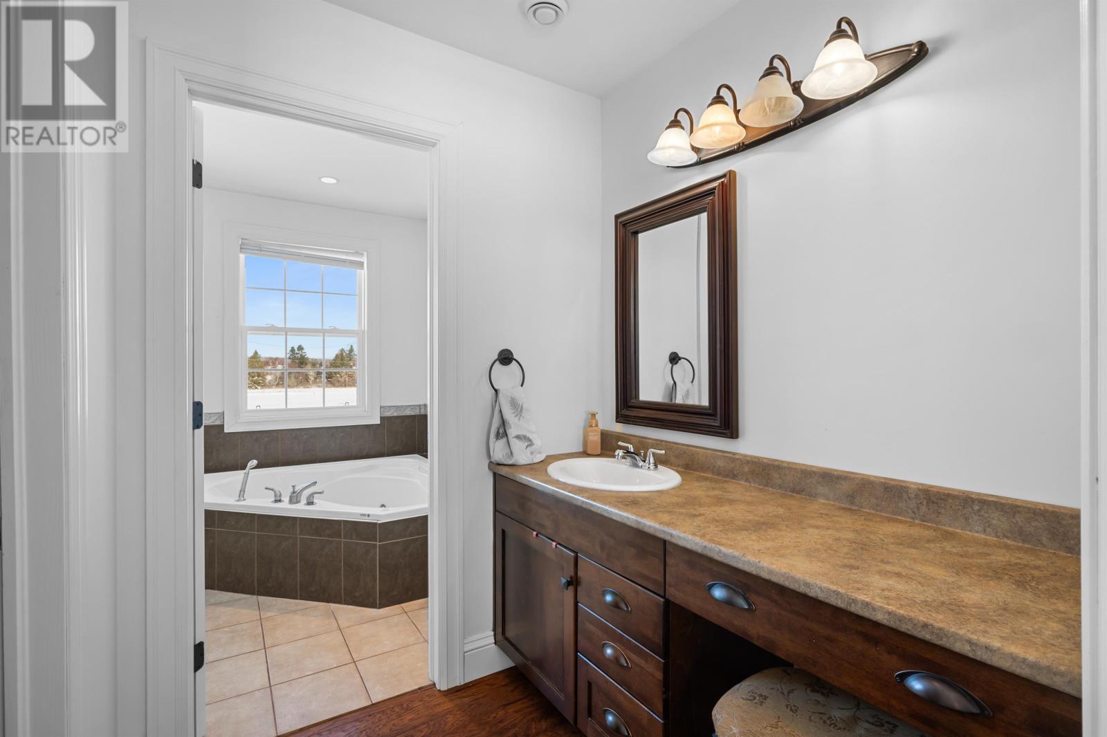 124 Wharf Road - 41