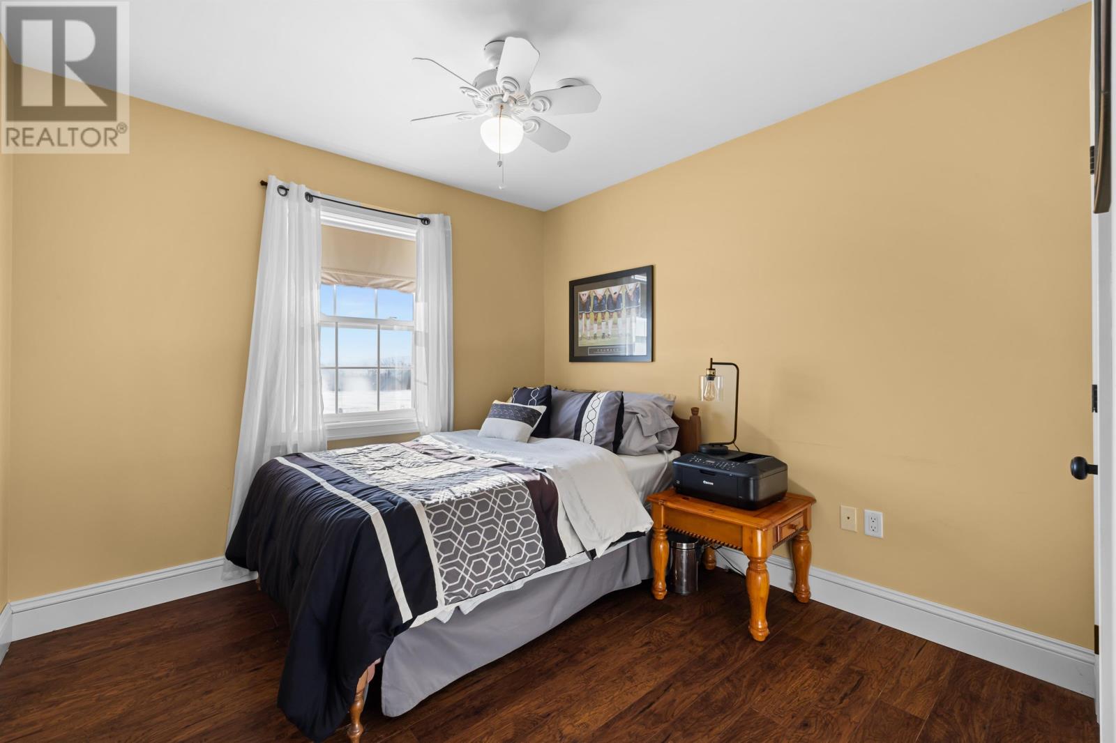 124 Wharf Road - 44