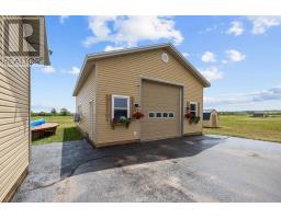 Bath (# pieces 1-6) - 124 Wharf Road, Nine Mile Creek, PE C0A1H2 Photo 8