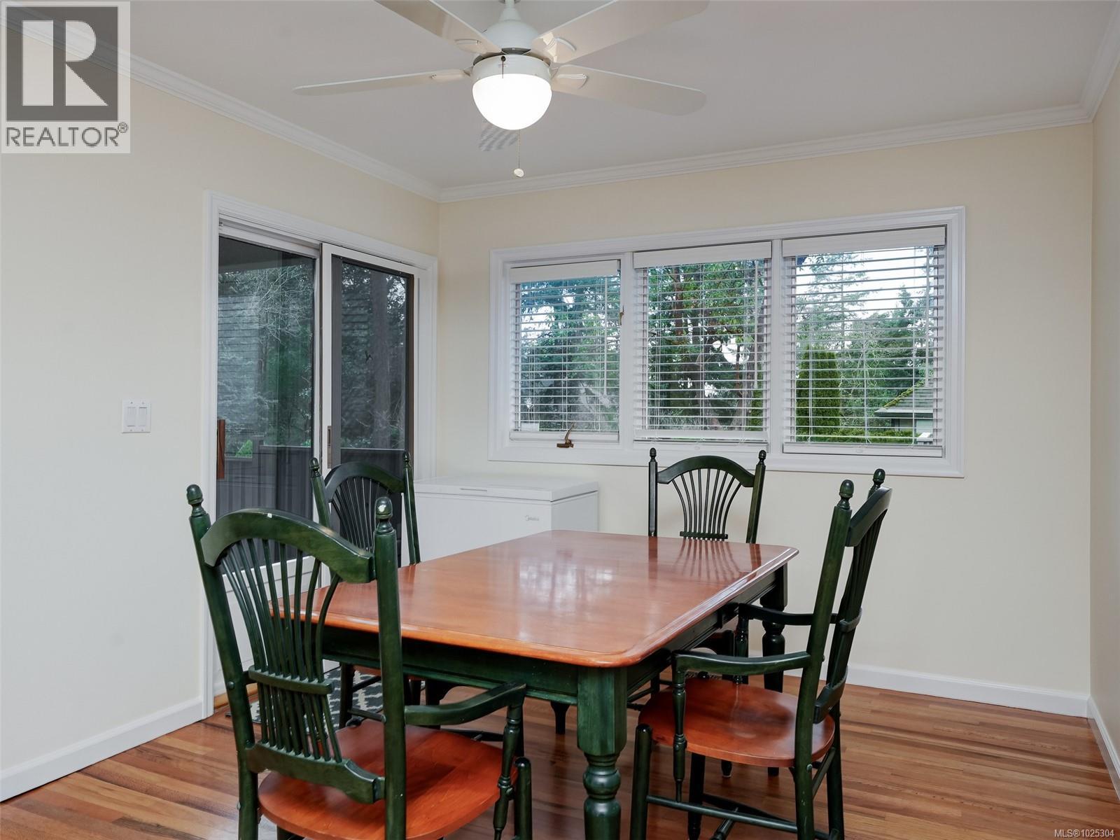 3914 Gibson Crt, Saanich