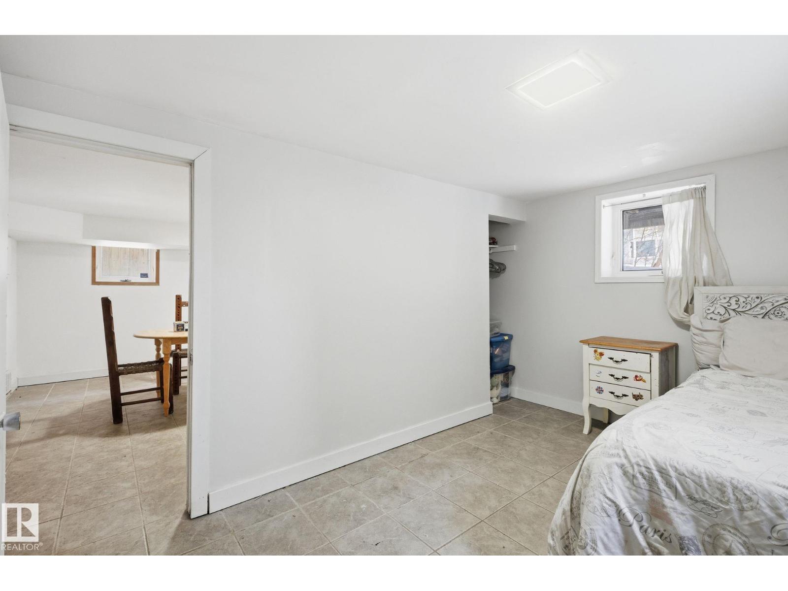 9705 87 AV NW, Edmonton