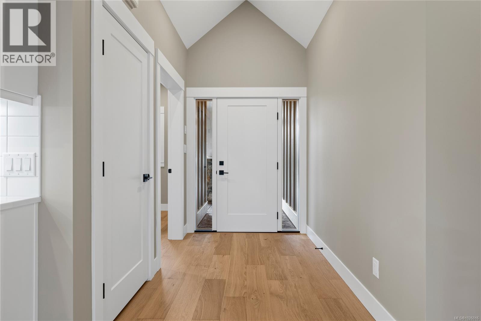 715 Doehle Ave, Parksville