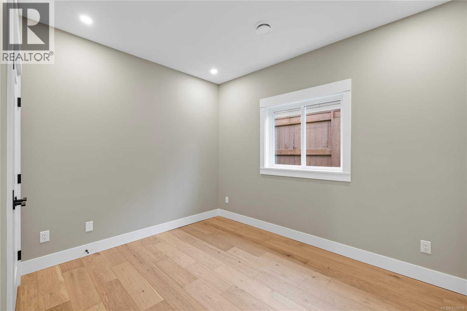 715 Doehle Ave, Parksville