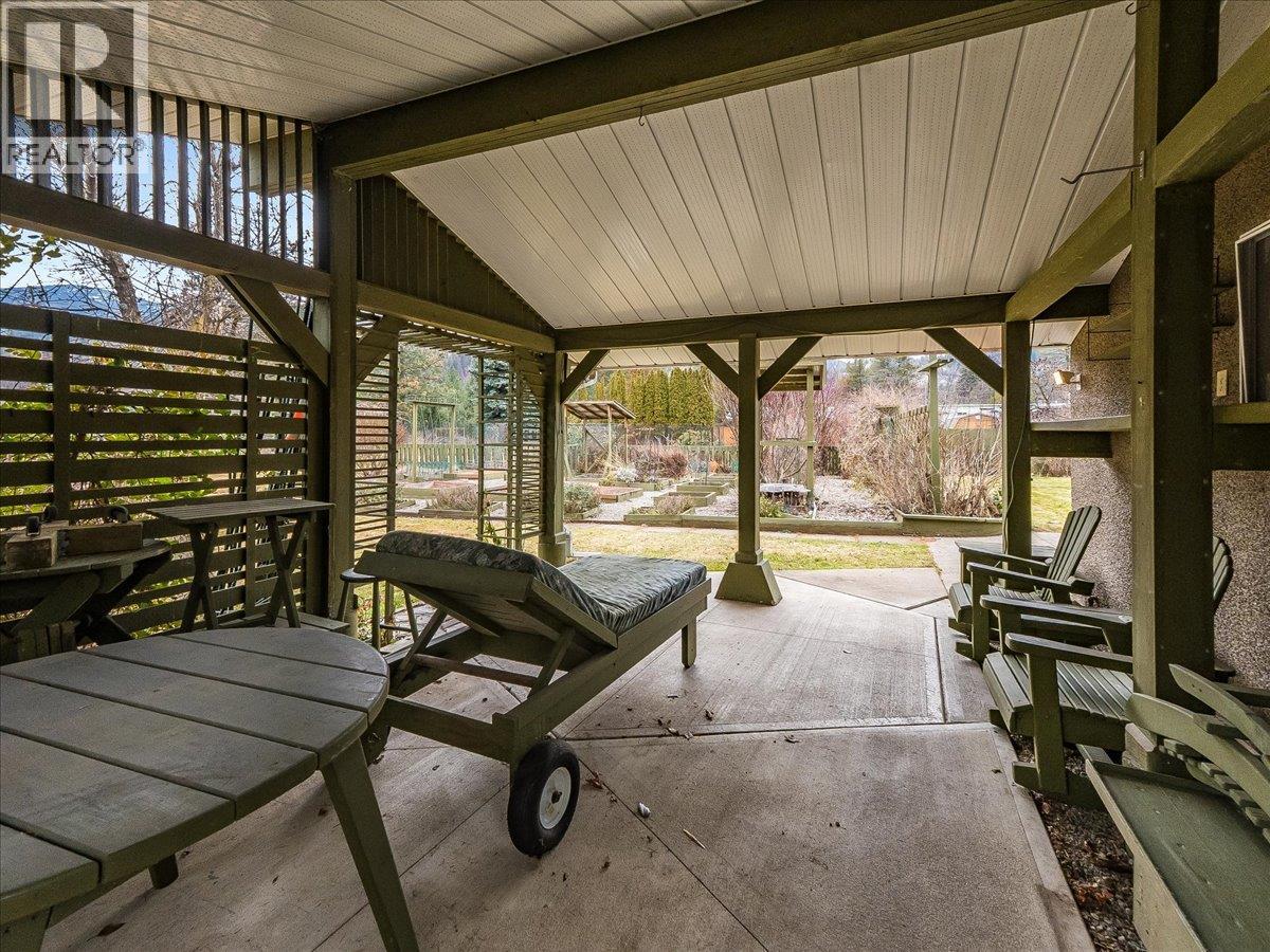 130 100th Street, Castlegar