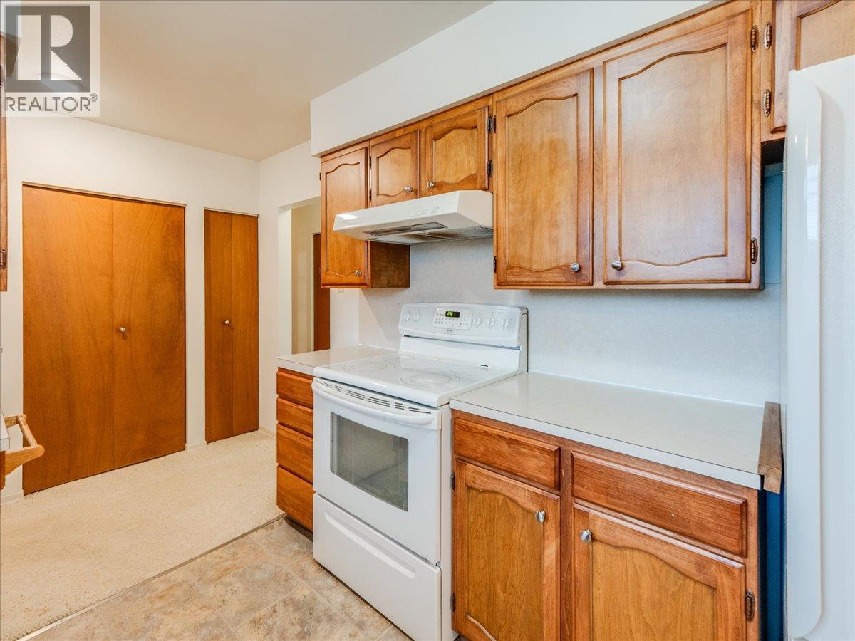 130 100th Street, Castlegar