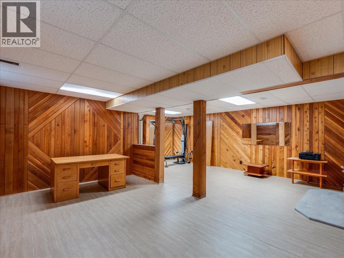 130 100th Street, Castlegar