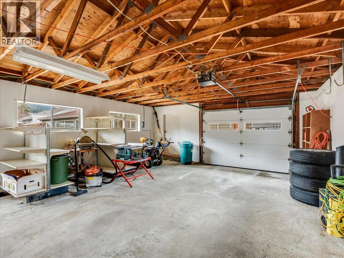 130 100th Street, Castlegar