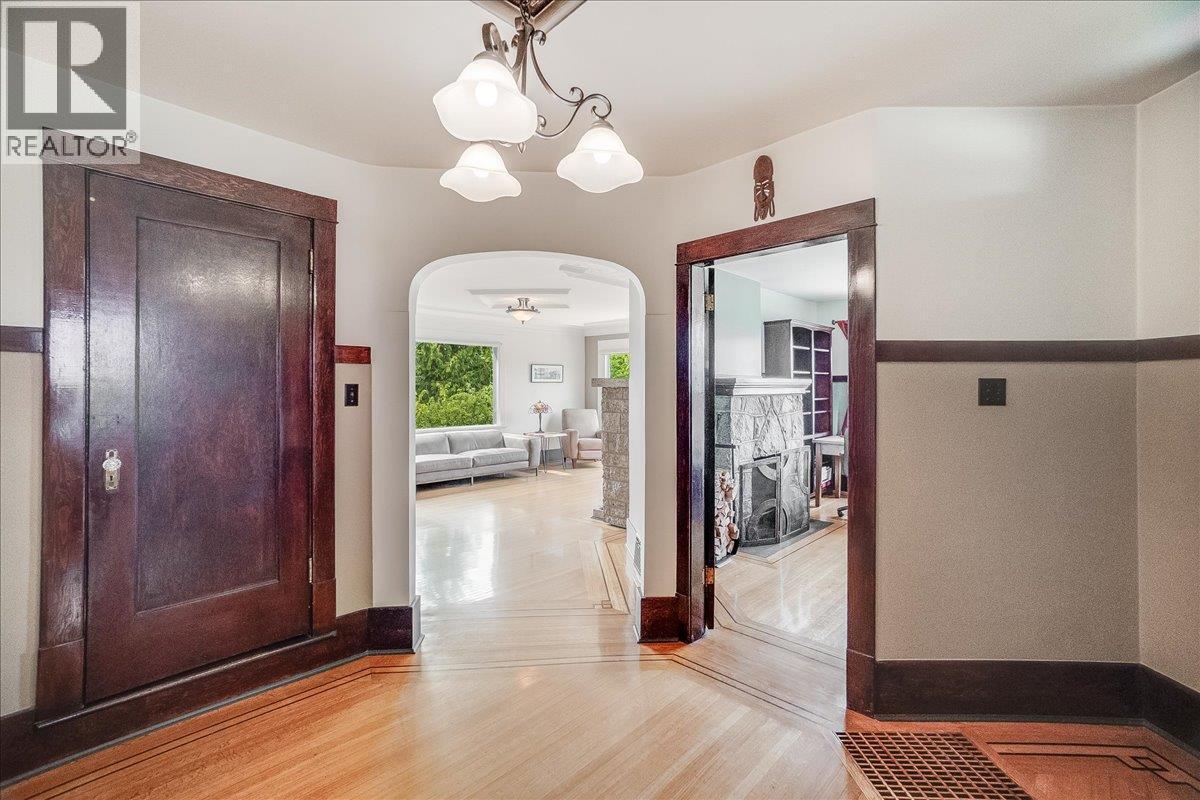 417 Hamilton Avenue, Nelson