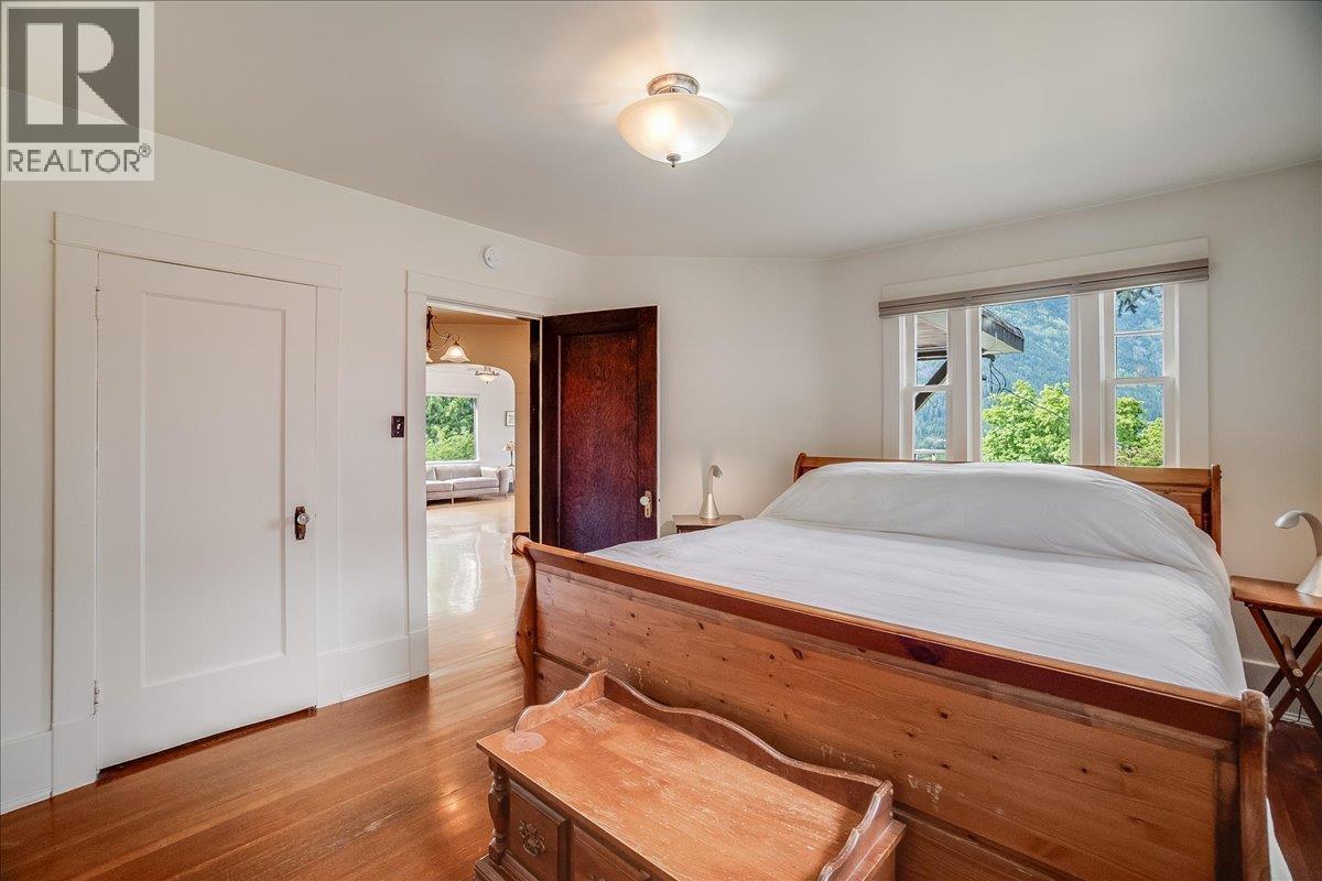 417 Hamilton Avenue, Nelson