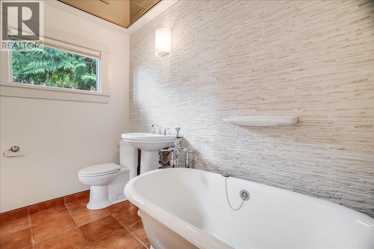 417 Hamilton Avenue, Nelson