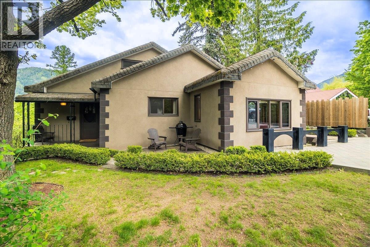 417 Hamilton Avenue, Nelson