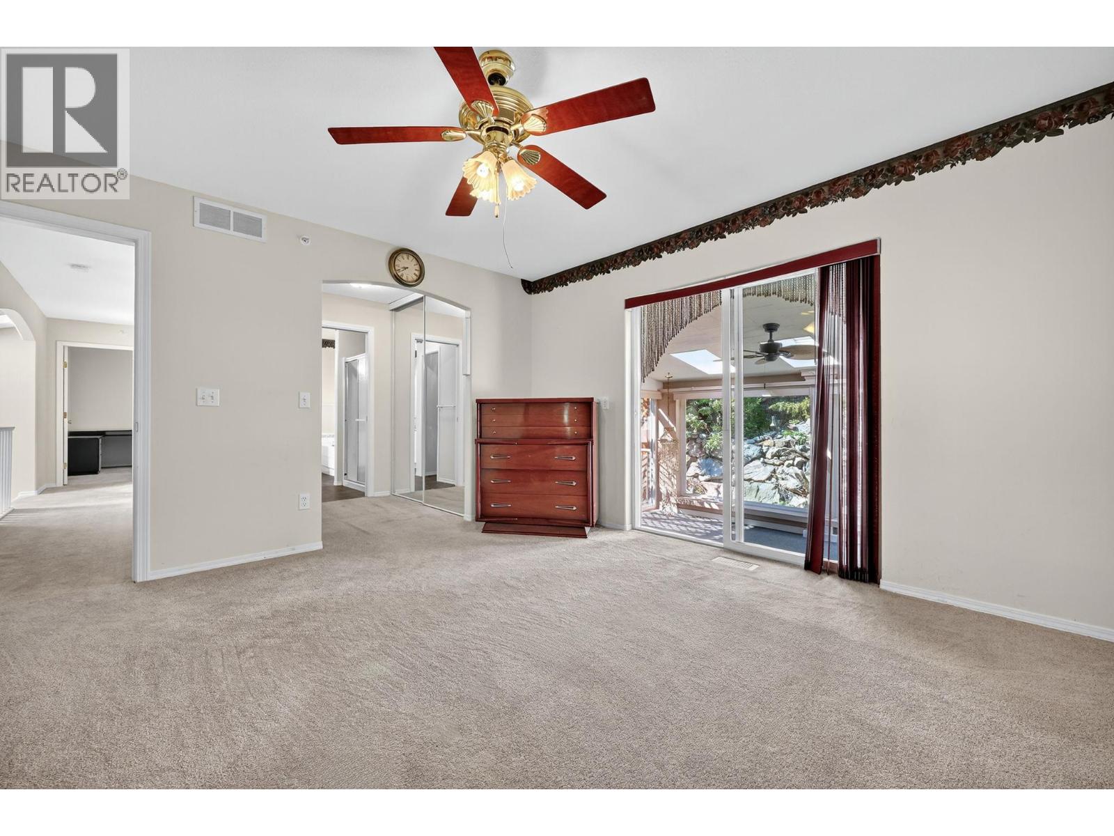 5220 Sutherland Road, Peachland