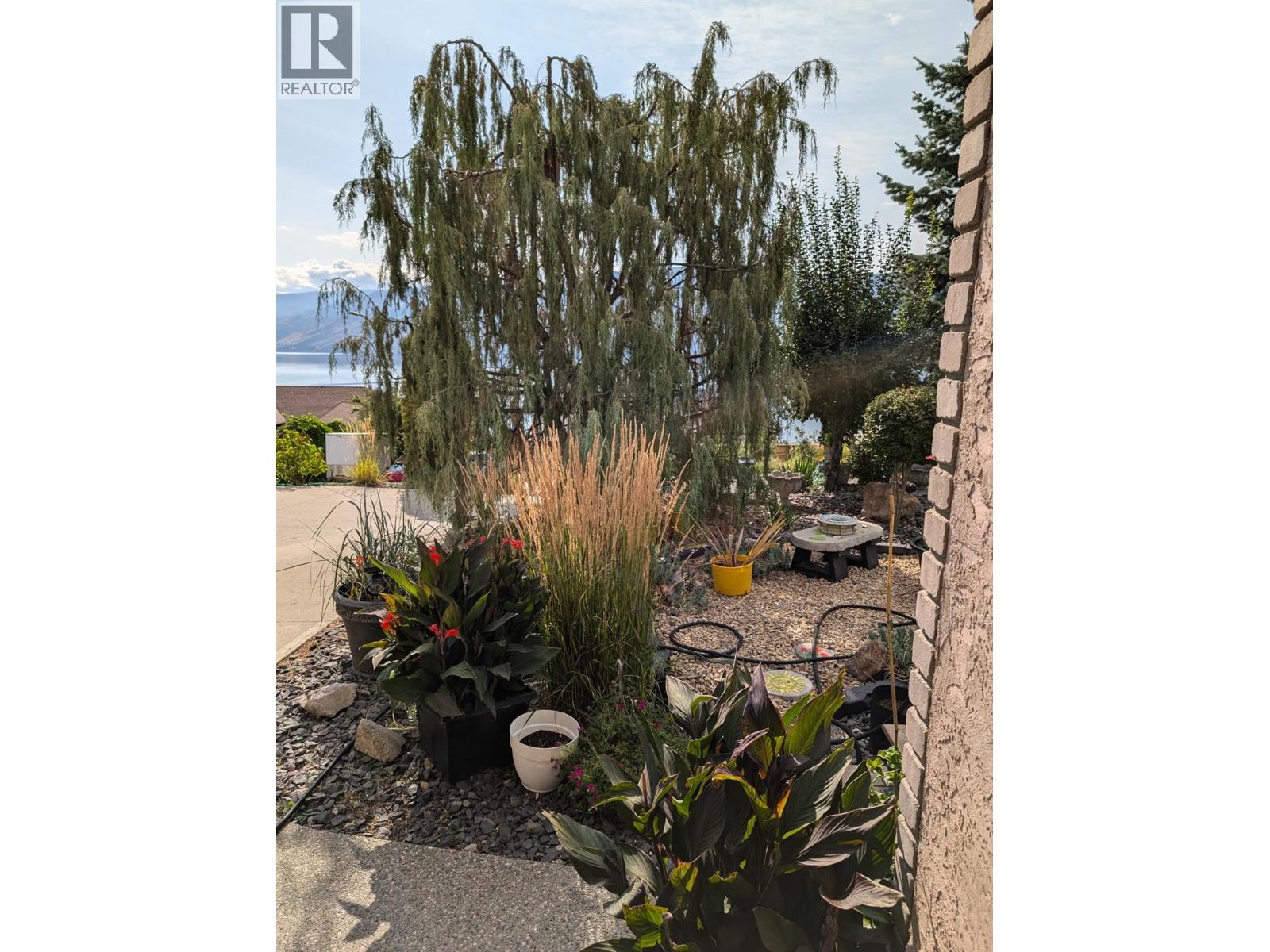 5220 Sutherland Road, Peachland