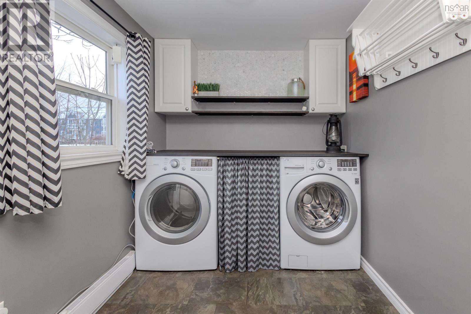 Property 8 of 31 of 366 Whitney Avenue