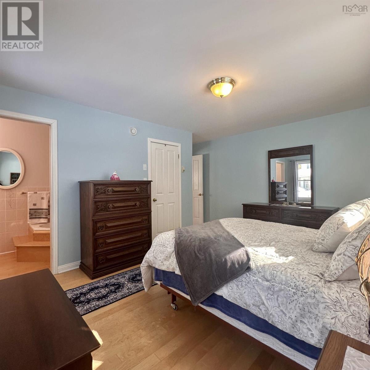 Property 20 of 41 of 33 Ritcey Court