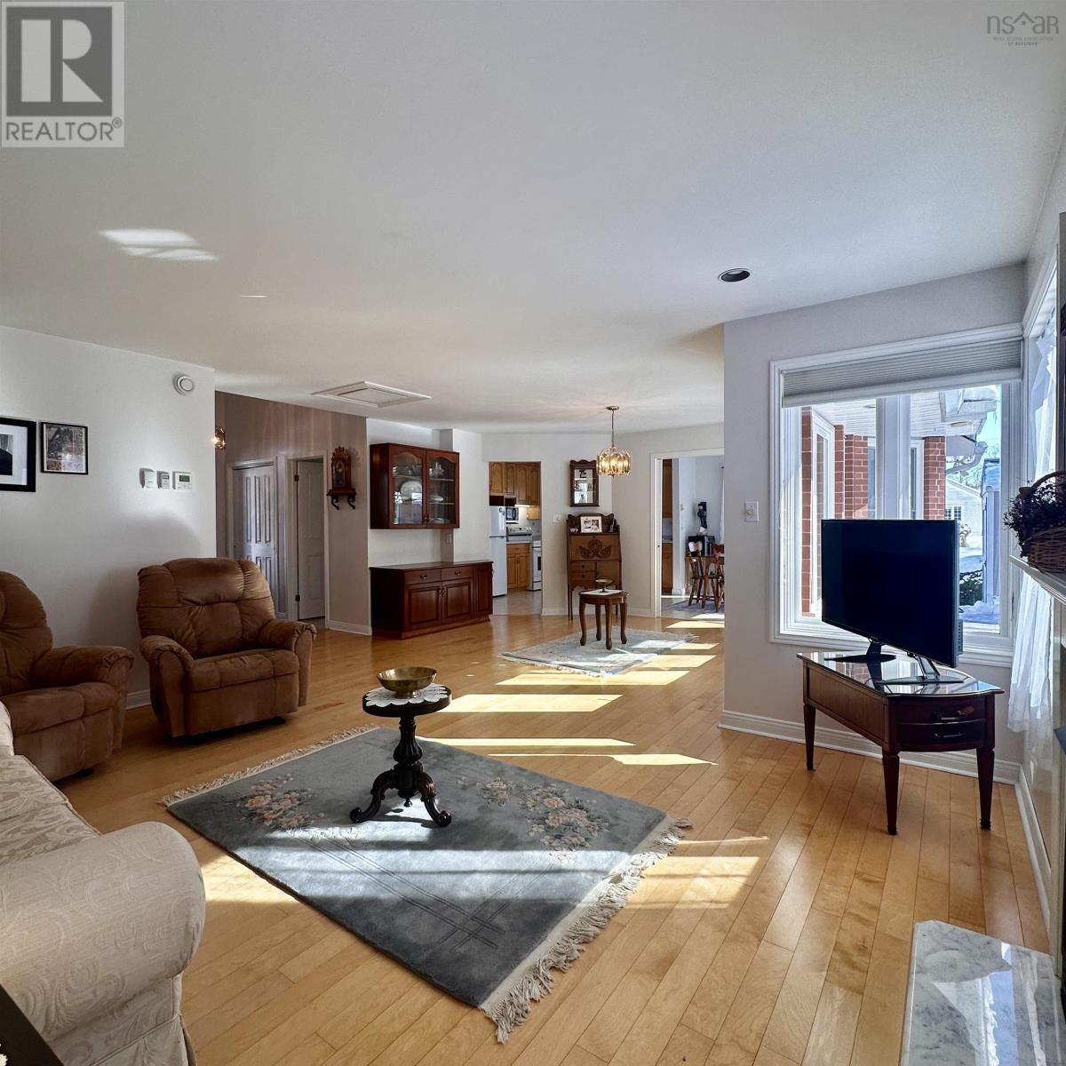 Property 3 of 41 of 33 Ritcey Court