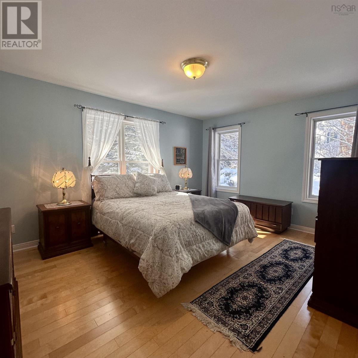 Property 19 of 41 of 33 Ritcey Court