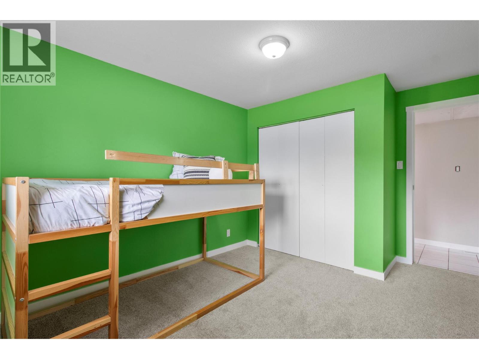 2484 Sunrise Boulevard, Blind Bay