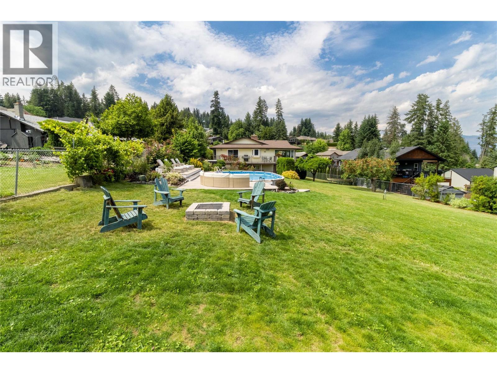 2484 Sunrise Boulevard, Blind Bay