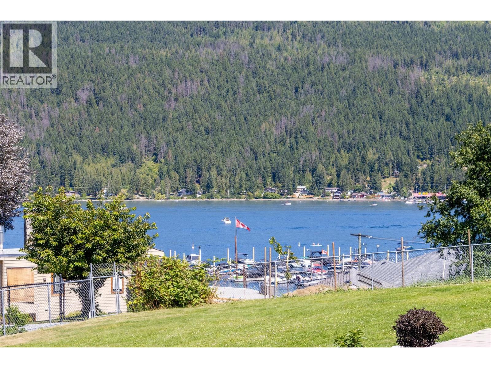 2484 Sunrise Boulevard, Blind Bay