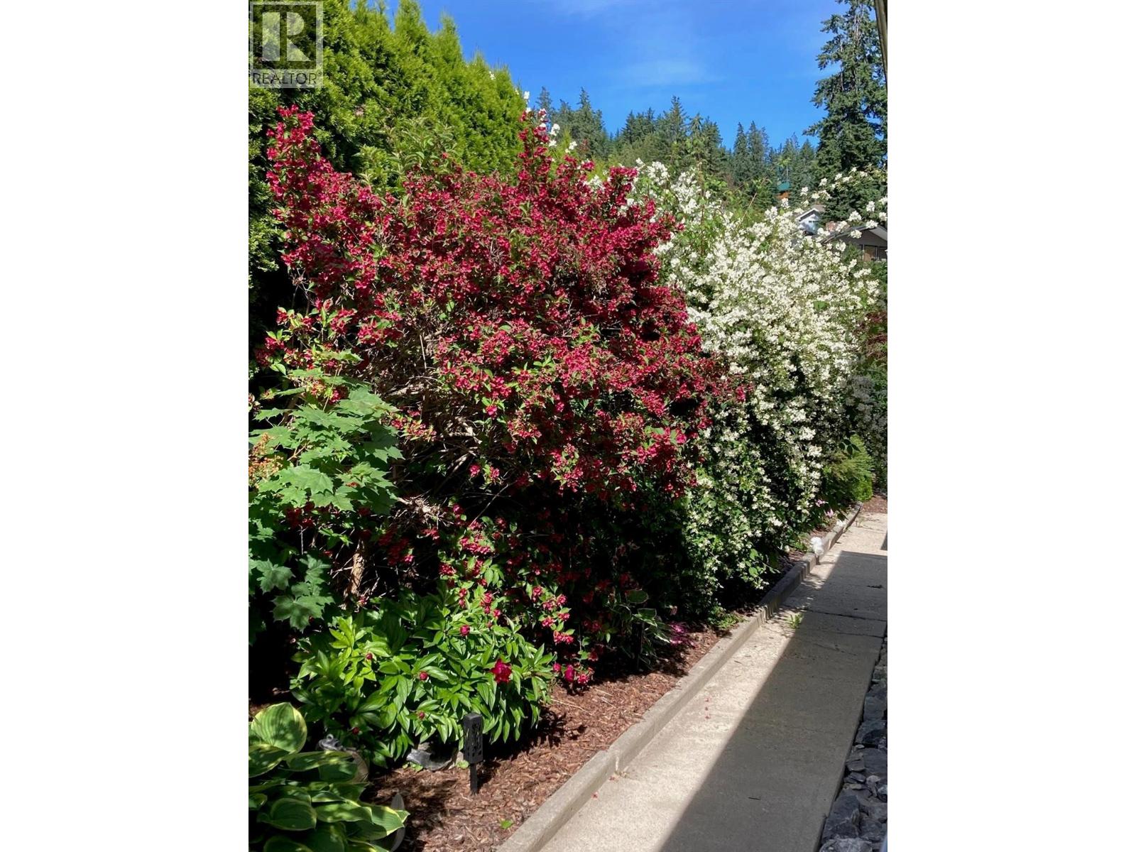 2484 Sunrise Boulevard, Blind Bay