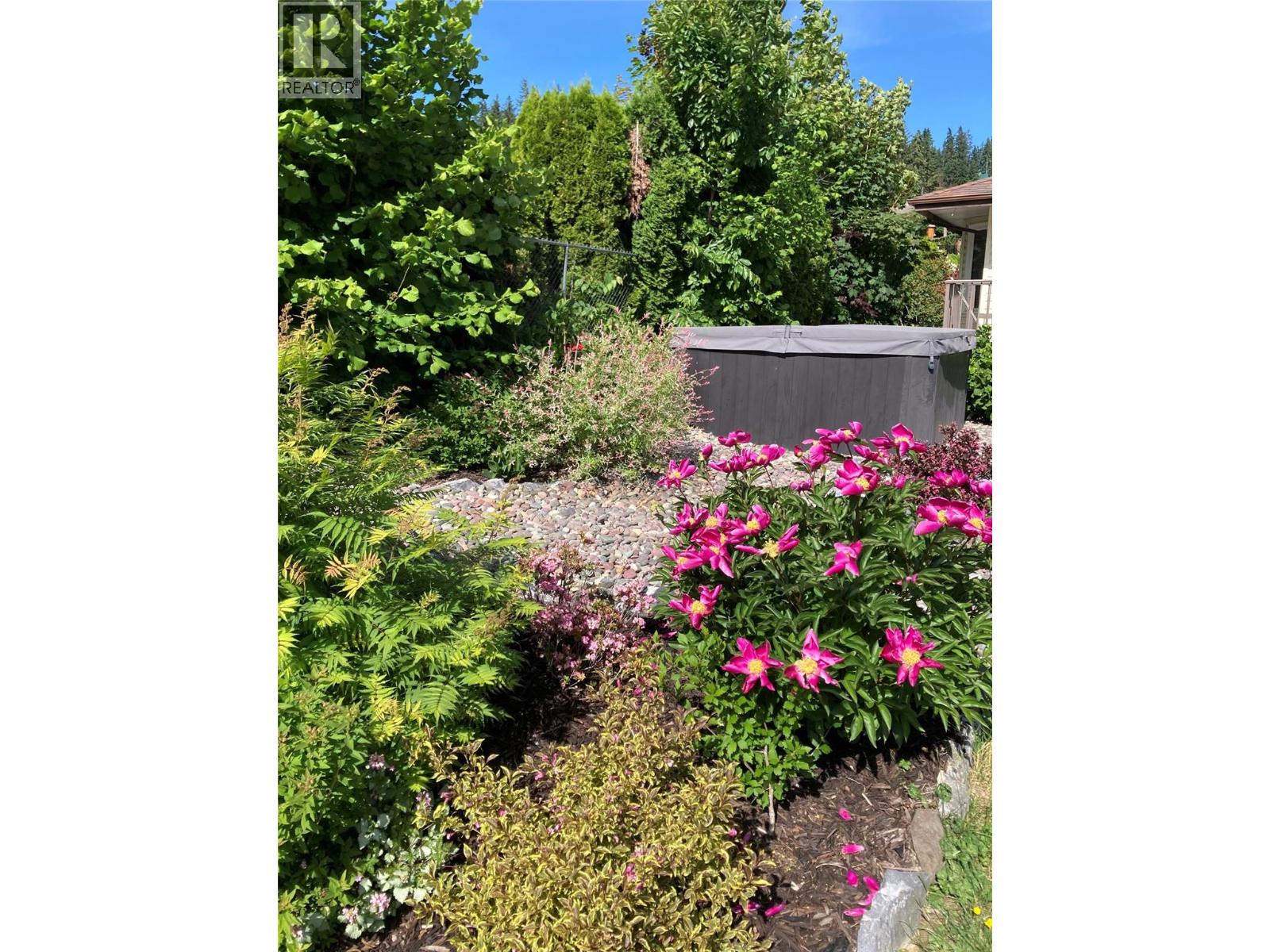 2484 Sunrise Boulevard, Blind Bay